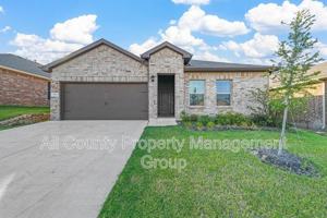 featured image of 131 Orchard Pines Pl