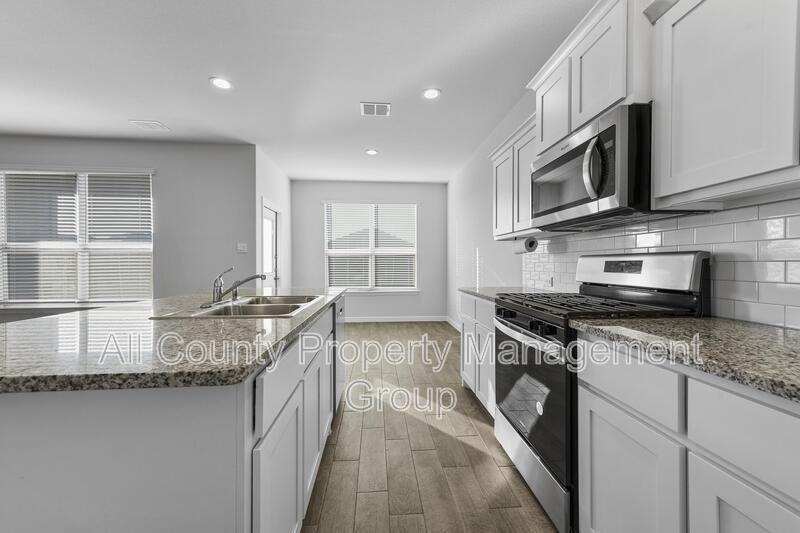 131 Orchard Pines Pl - Photo 5 of 20