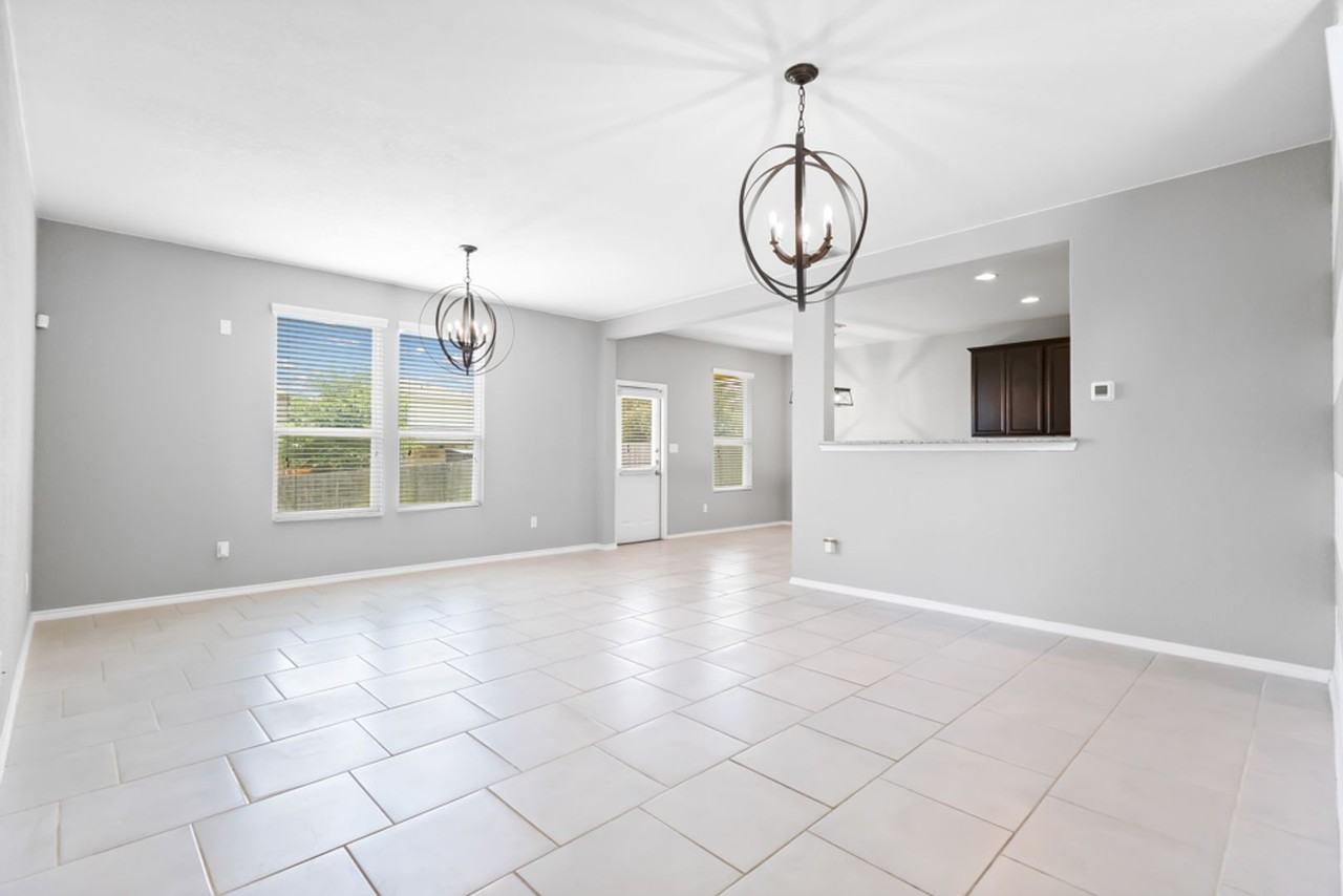 11713 Silver Sky - Photo 6 of 30