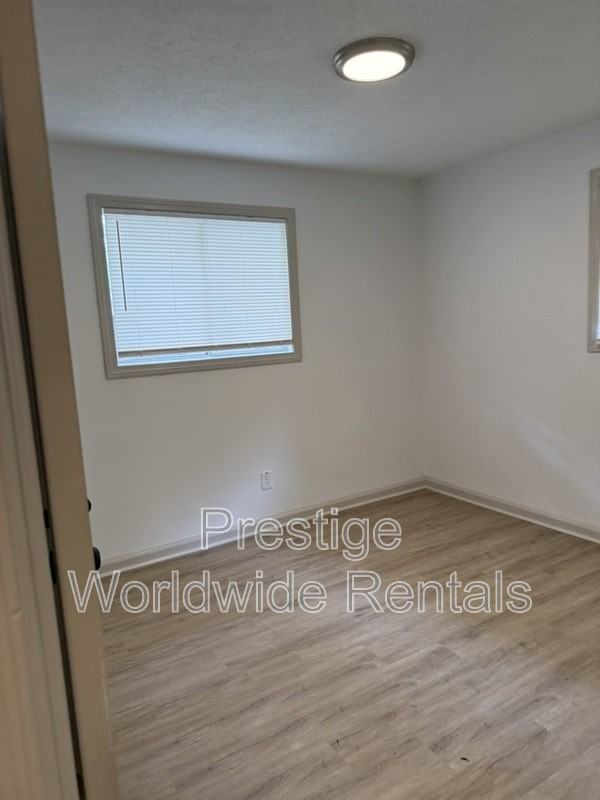 4843 Wellborn Dr - Photo 7 of 8