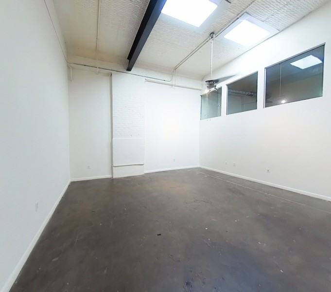 1011 W Marshall St #122 - Photo 2 of 12