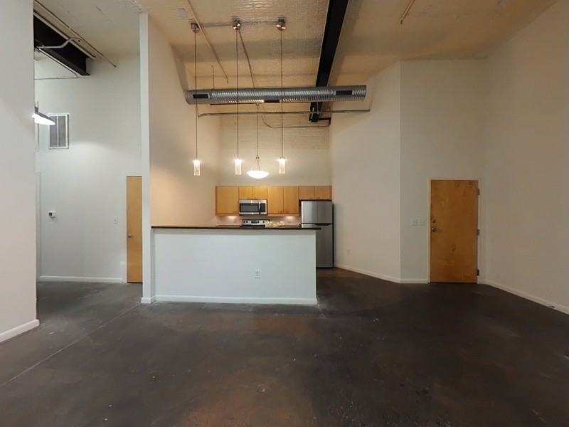 1011 W Marshall St #122 - Photo 4 of 12