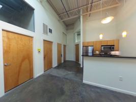 featured image of 1011 W Marshall St #136