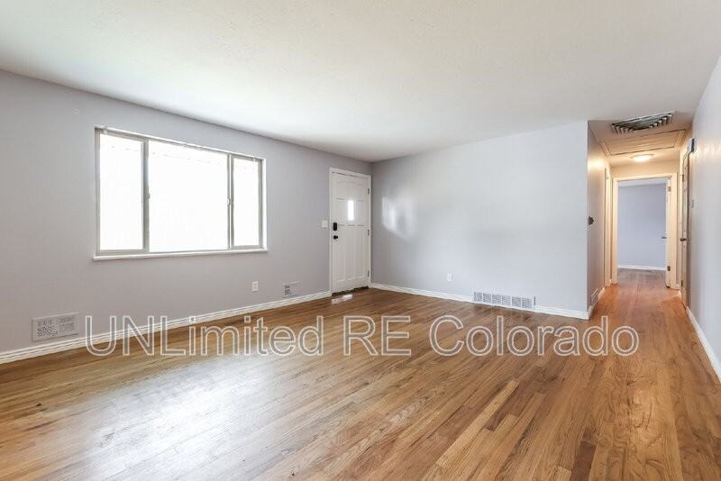 6646 S Kit Carson St - Photo 3 of 16