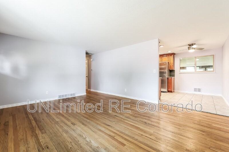 6646 S Kit Carson St - Photo 4 of 16