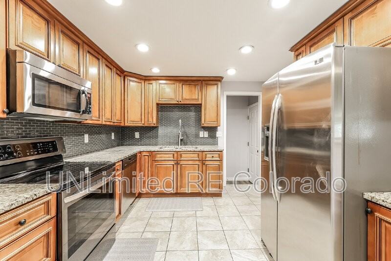 6646 S Kit Carson St - Photo 5 of 16