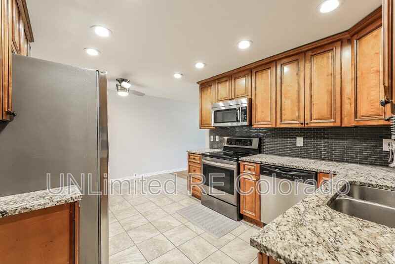6646 S Kit Carson St - Photo 6 of 16