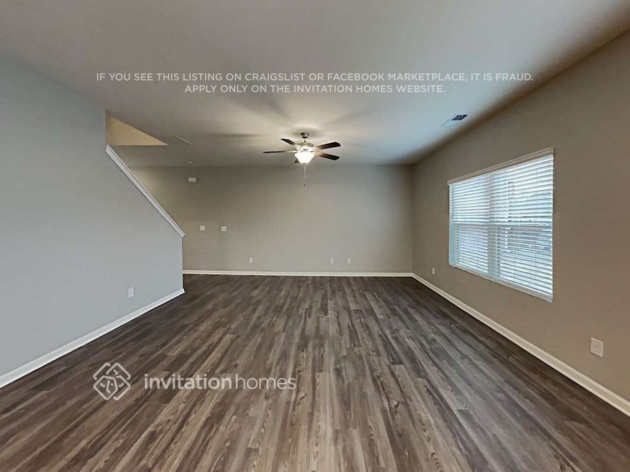 555 S Fortune Way - Photo 4 of 16