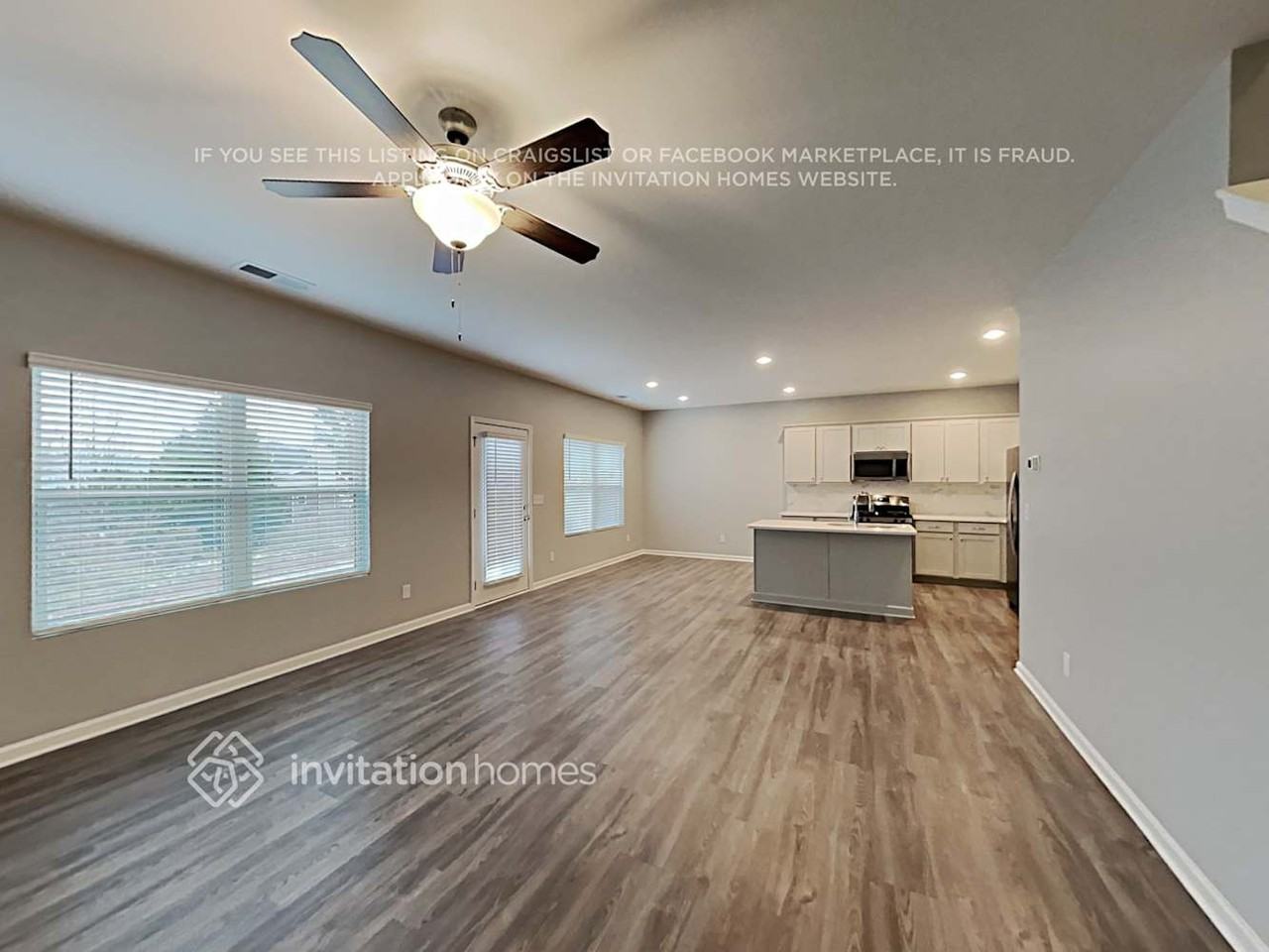 555 S Fortune Way - Photo 5 of 16