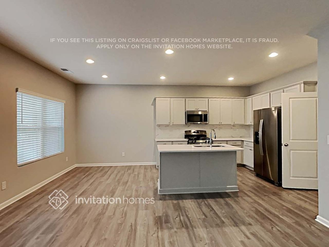 555 S Fortune Way - Photo 6 of 16