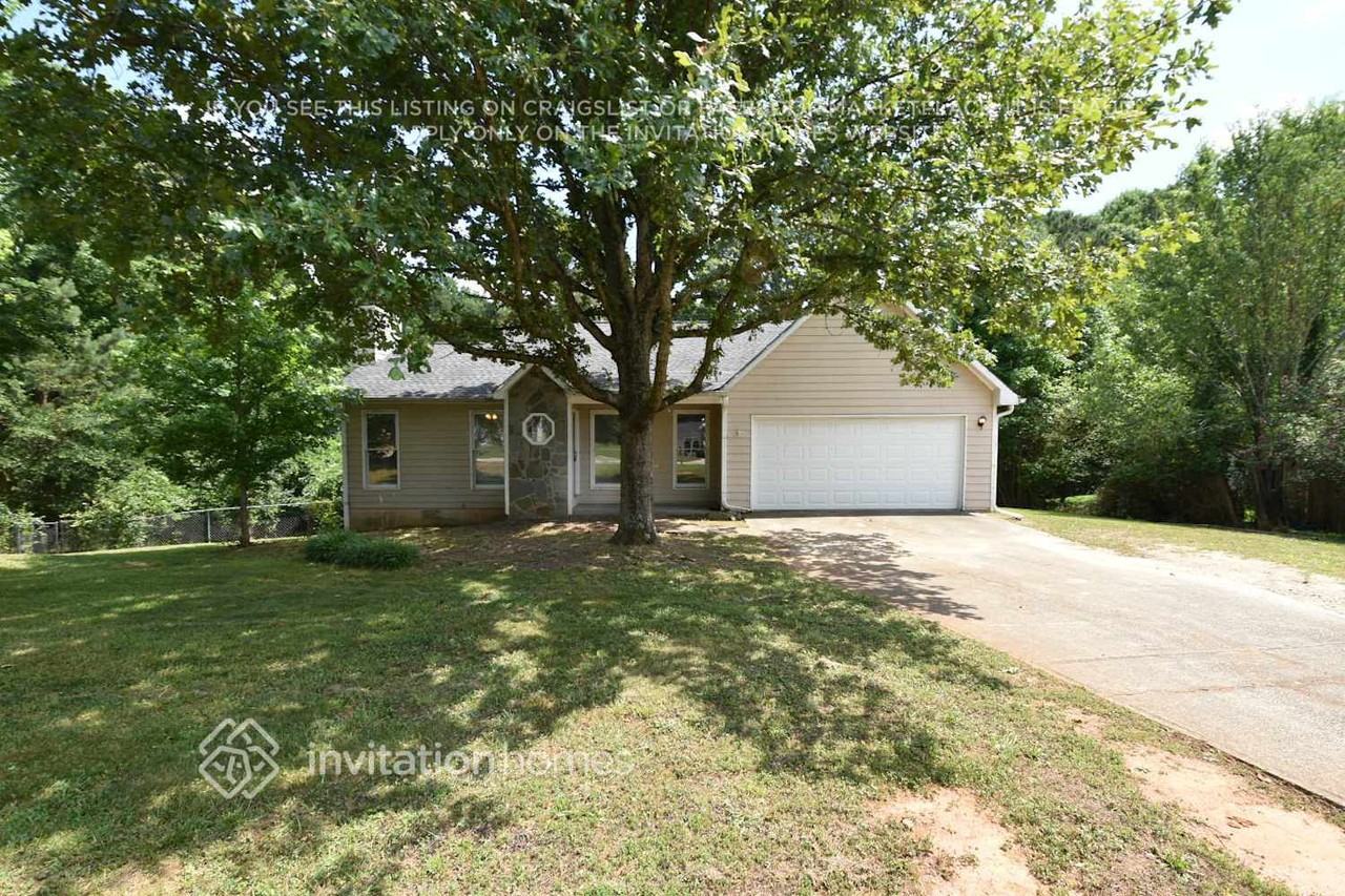 1306 Smokerise Ln - Photo 2 of 5