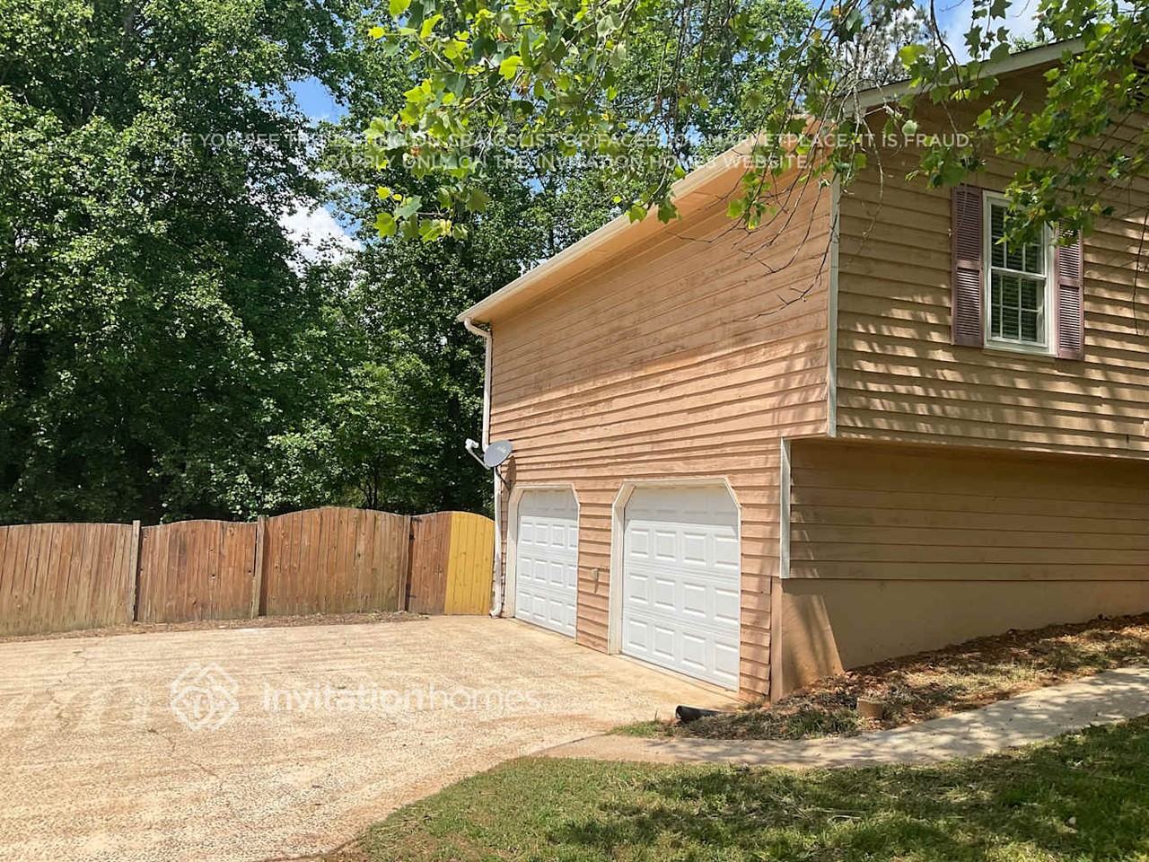 2433 Westland Way - Photo 2 of 17