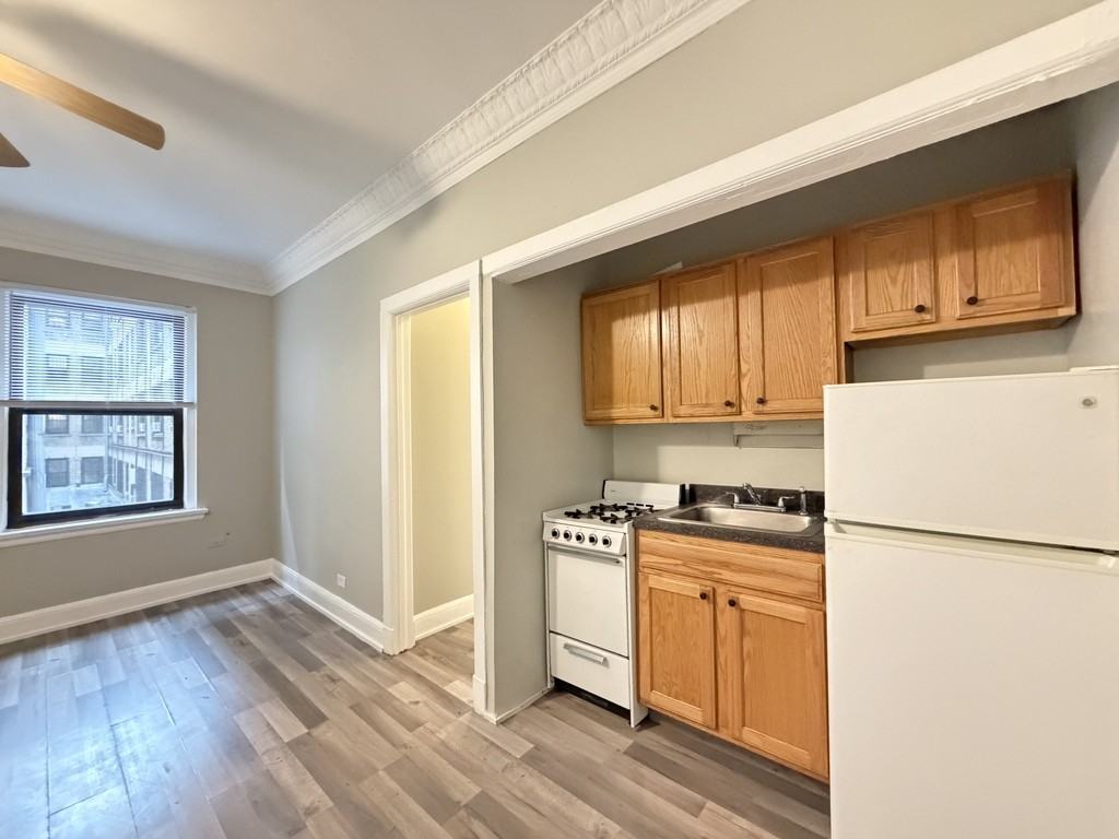 3831 N Fremont St #308 - Photo 4 of 21