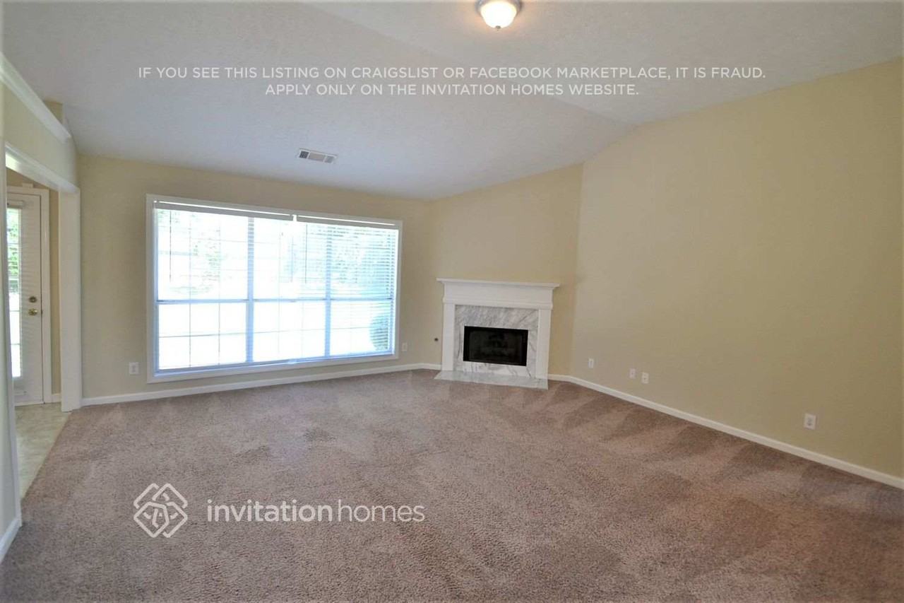 1837 Bitsy Grant Ct - Photo 2 of 8