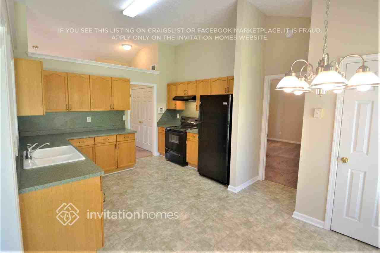 1837 Bitsy Grant Ct - Photo 3 of 8
