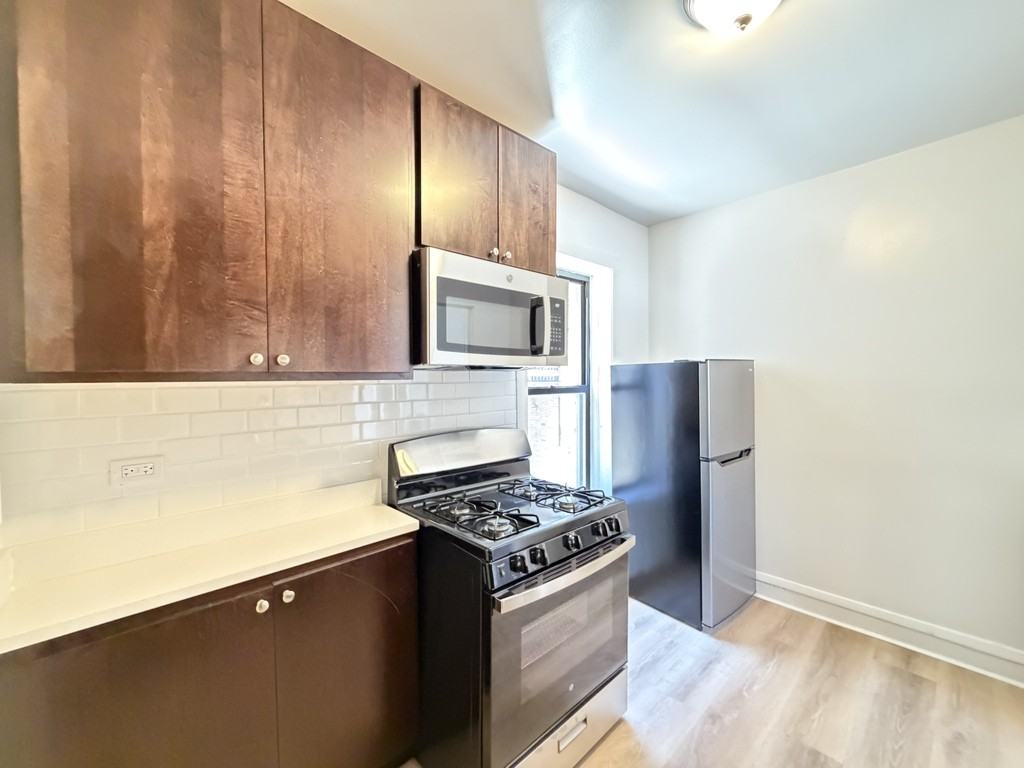 2706 N Spaulding Ave #1GG - Photo 6 of 21