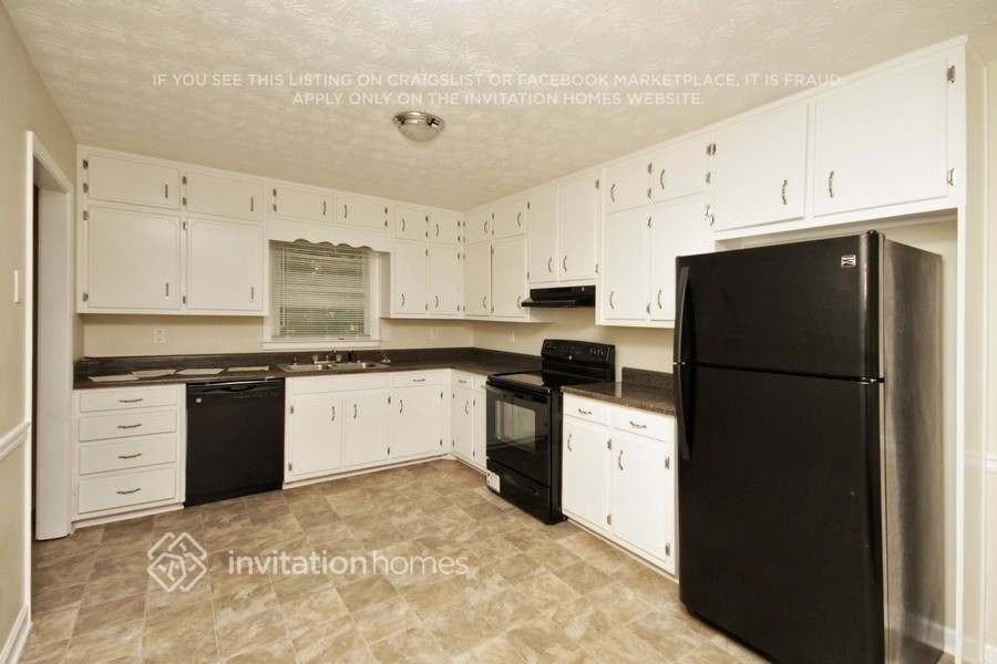 3155 Arden Way - Photo 7 of 16