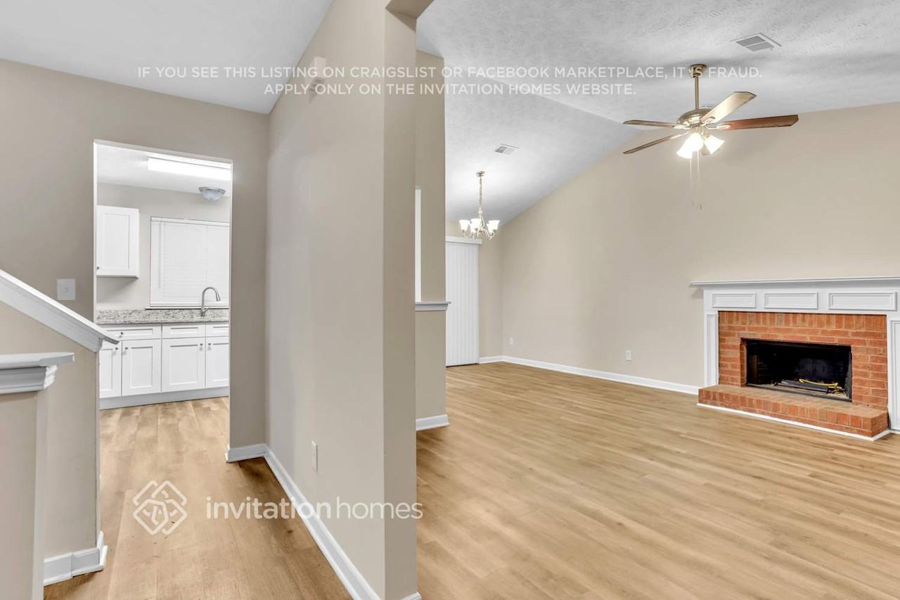 3728 Adamsville Dr Sw - Photo 7 of 29