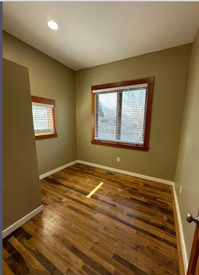 534 Ne Russell St - Photo 6 of 17