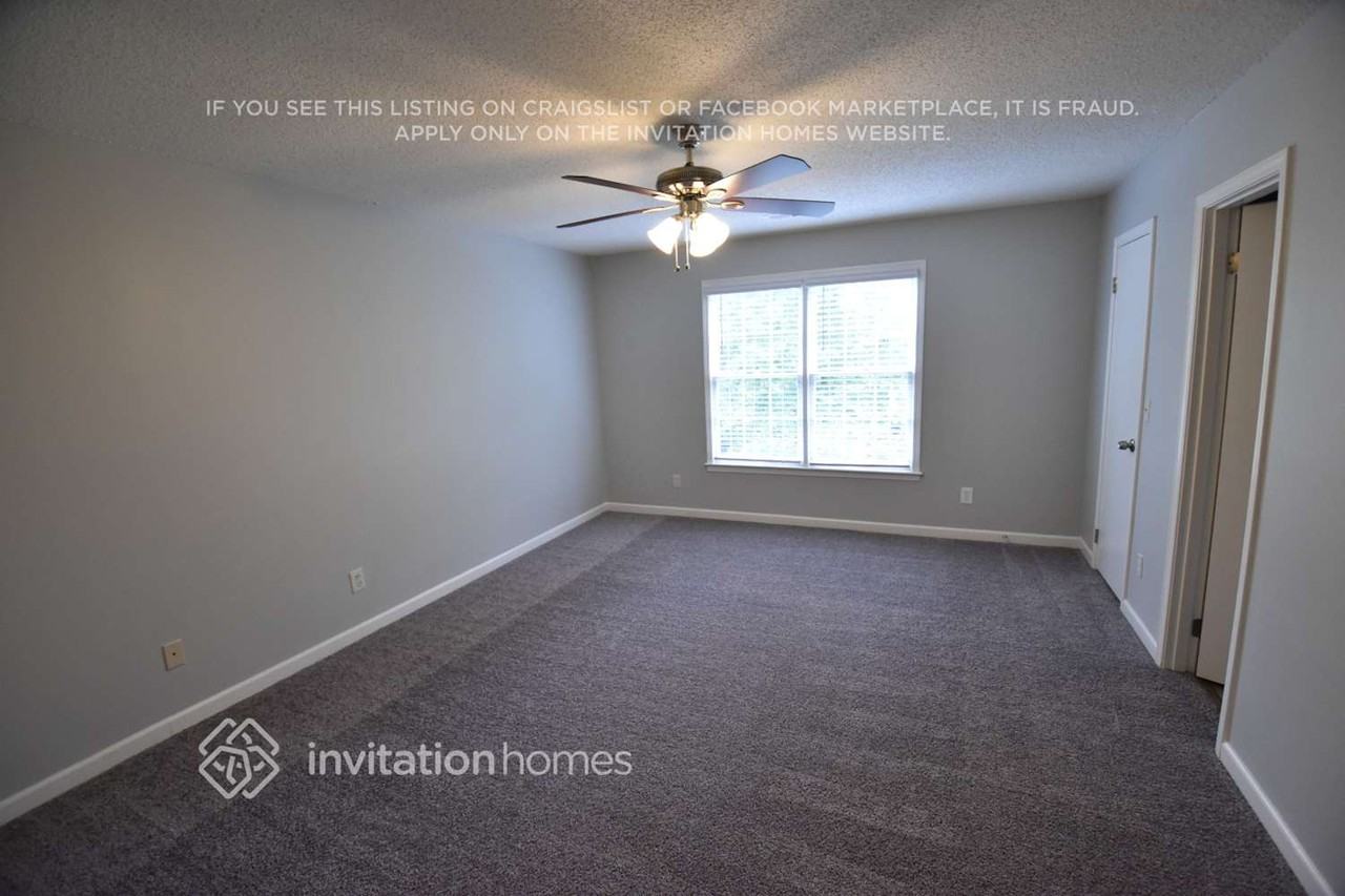 2390 Hinton Rd - Photo 6 of 12
