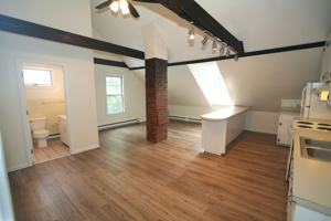 featured image of 19 1st St