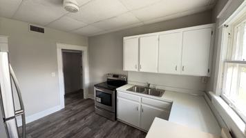 featured image of 1401 Leighton Ave