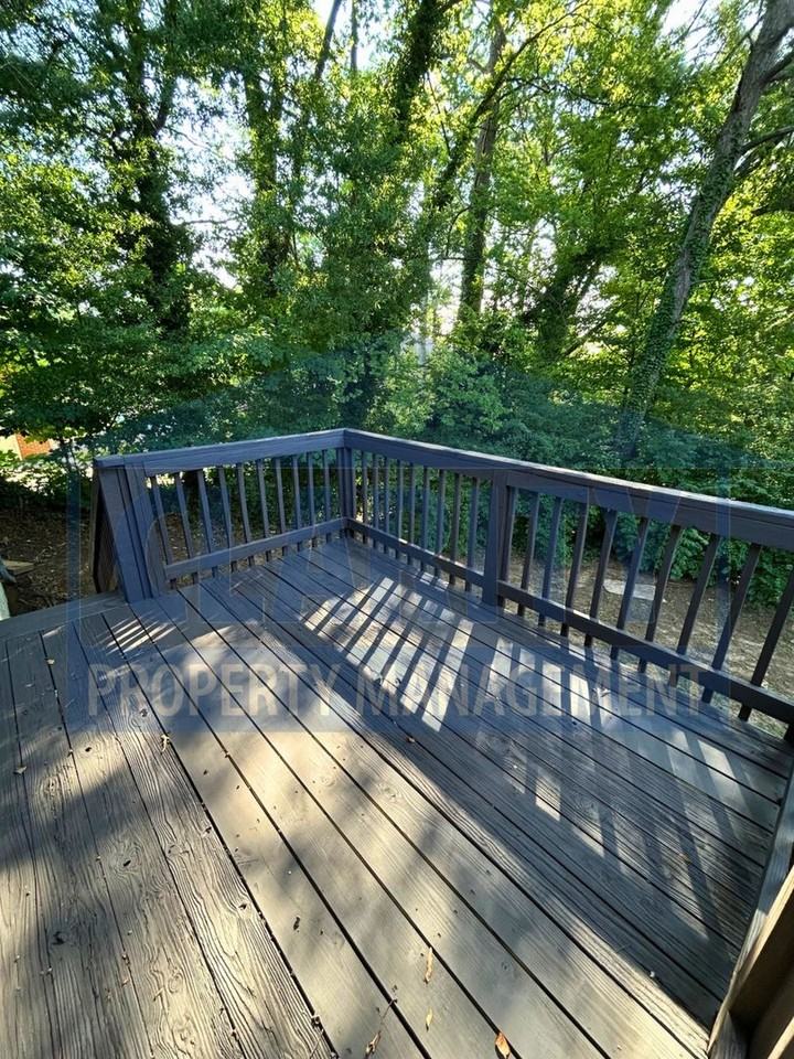 3994 Harbor Hills Rd - Photo 3 of 23