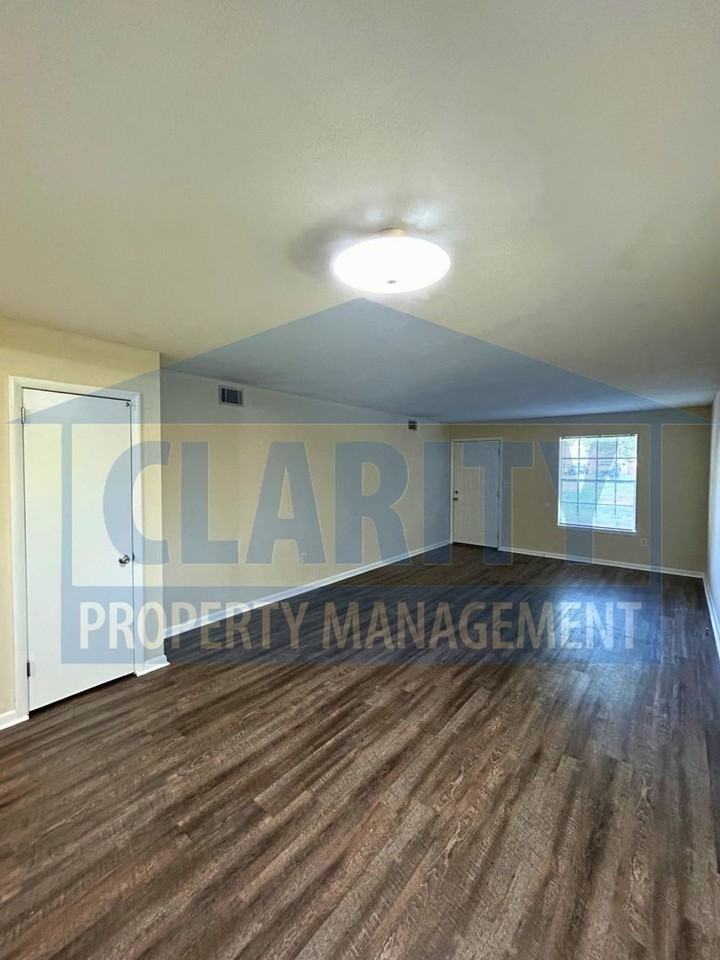 3994 Harbor Hills Rd - Photo 7 of 23
