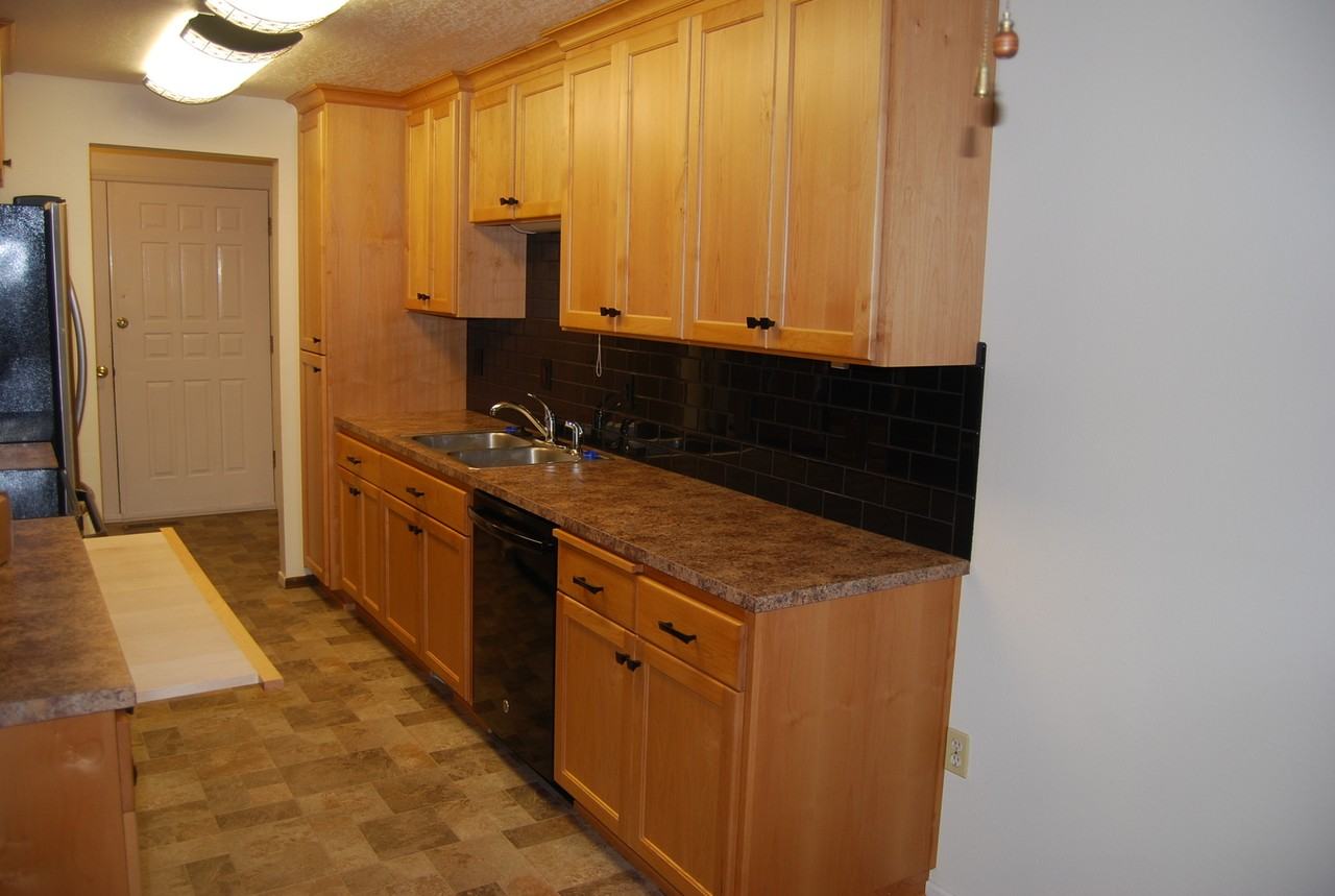 408 E Pinehurst Dr - Photo 5 of 13