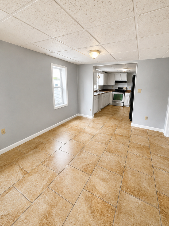 5621 10th St - Photo 6 of 11