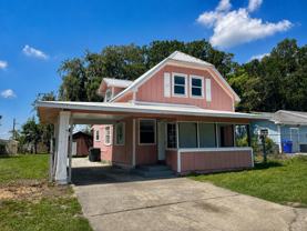 837 Lafayette Ln - Photo 1 of 1