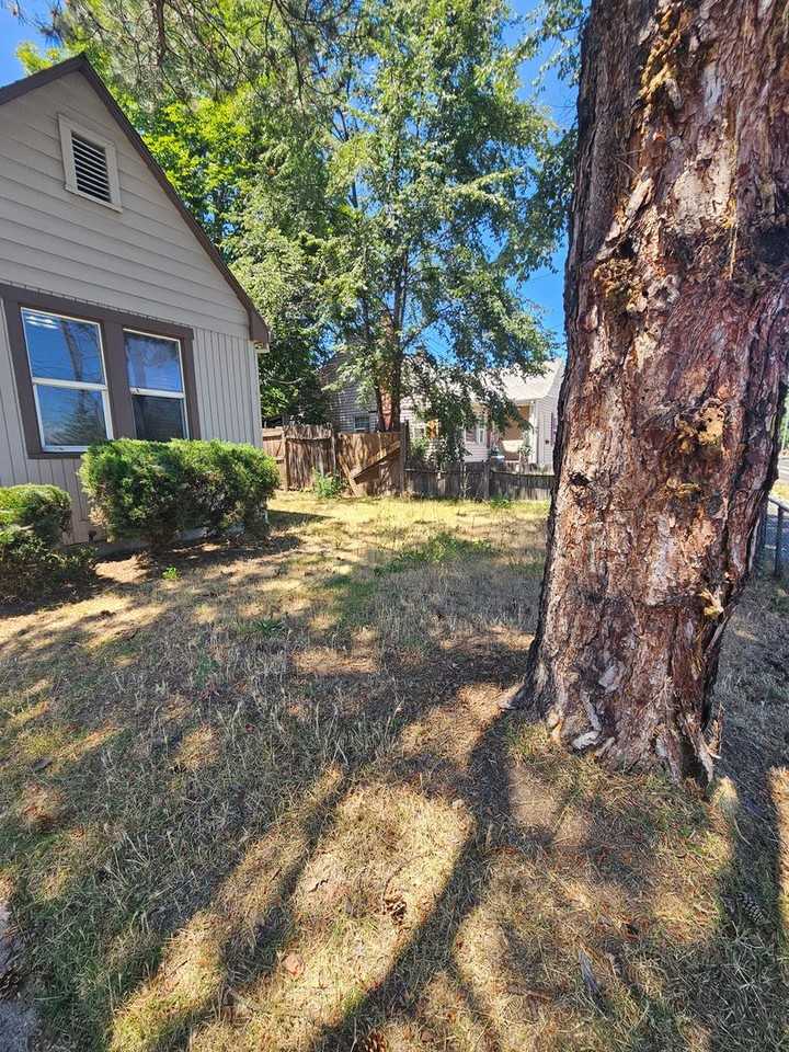 125 N Columbus Ave - Photo 3 of 19