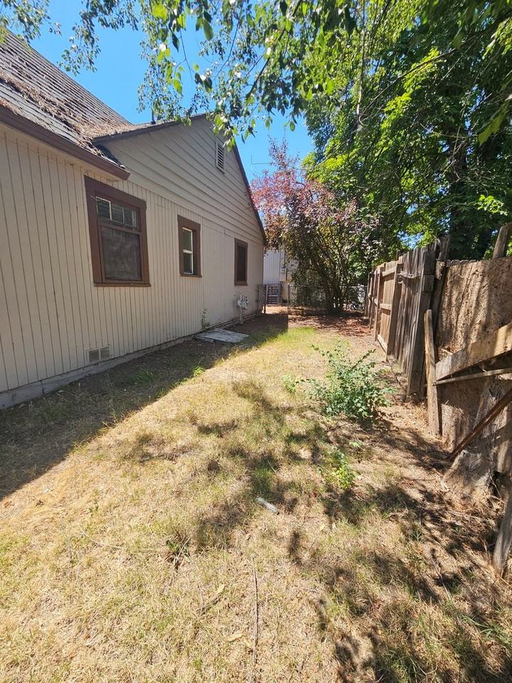 125 N Columbus Ave - Photo 4 of 19