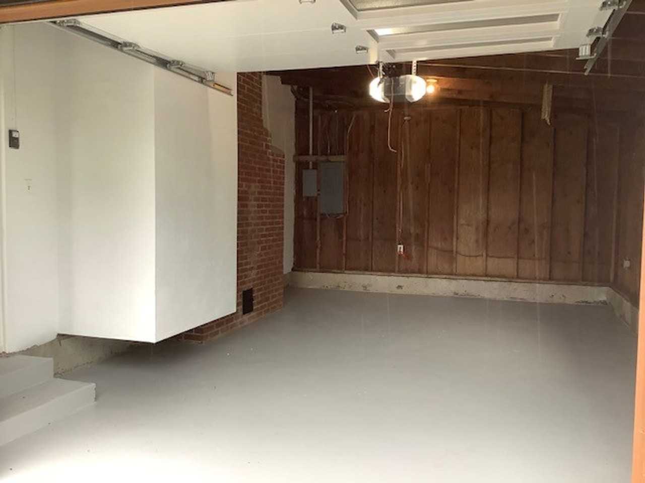955 Exchange St - Photo 3 of 41