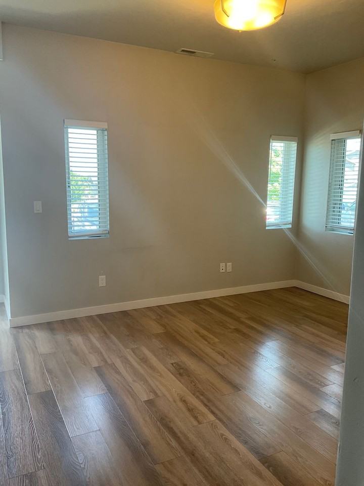 815 W Backpack Ln #104 - Photo 4 of 5
