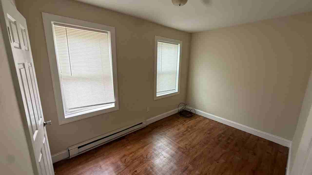 1547 N 60th St - Photo 7 of 11