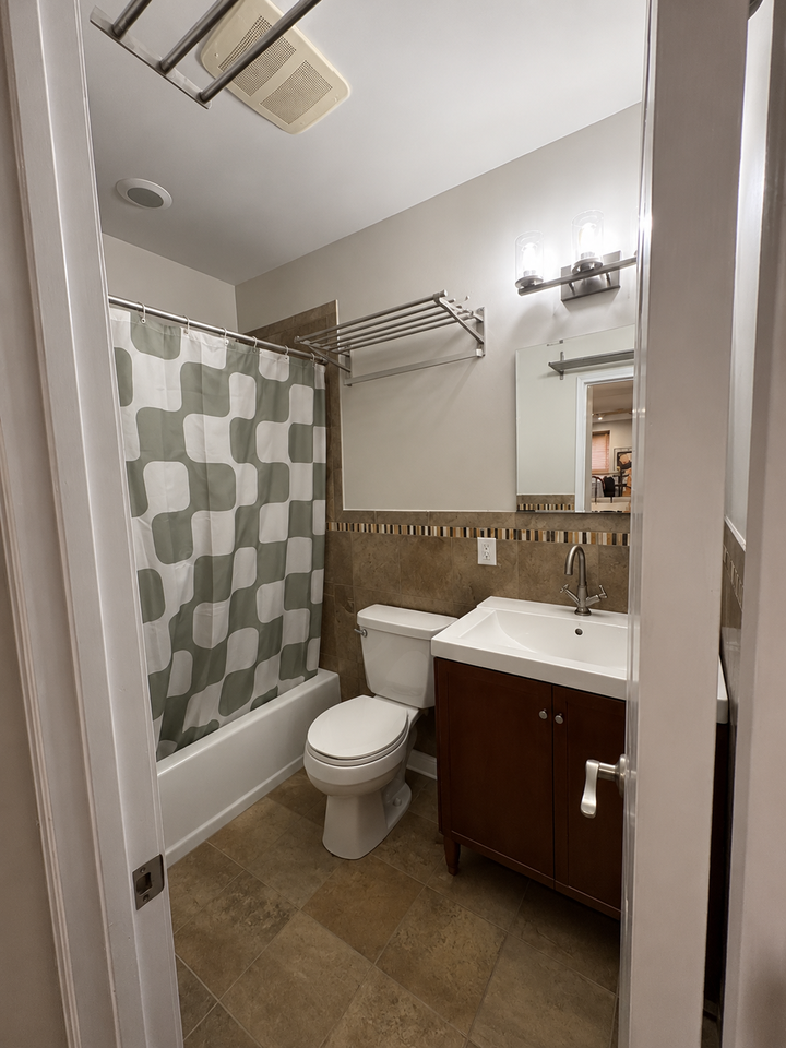 725 Washington Street #2 - Photo 6 of 7