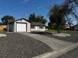 featured image of 324 N Central Dr