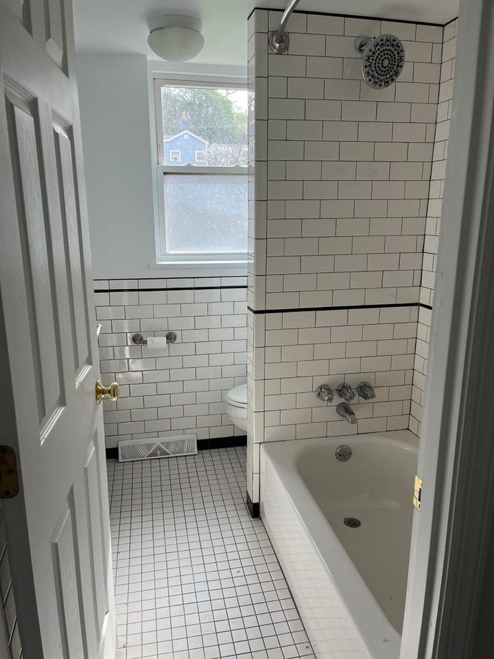 413 Sweetbriar St - Photo 7 of 13