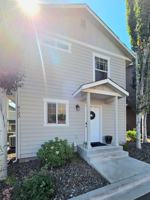 featured image of 2123 Roper Ln