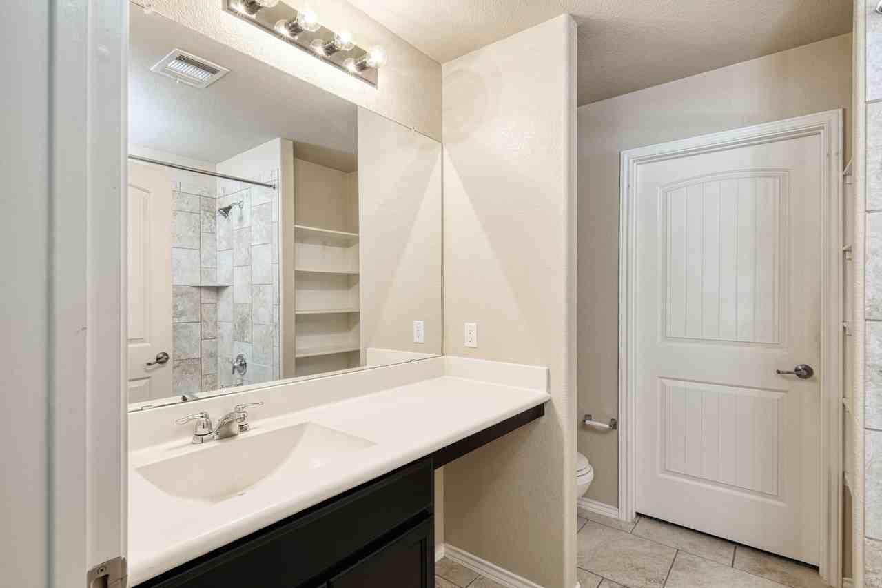 4201 Creede Dr - Photo 5 of 15