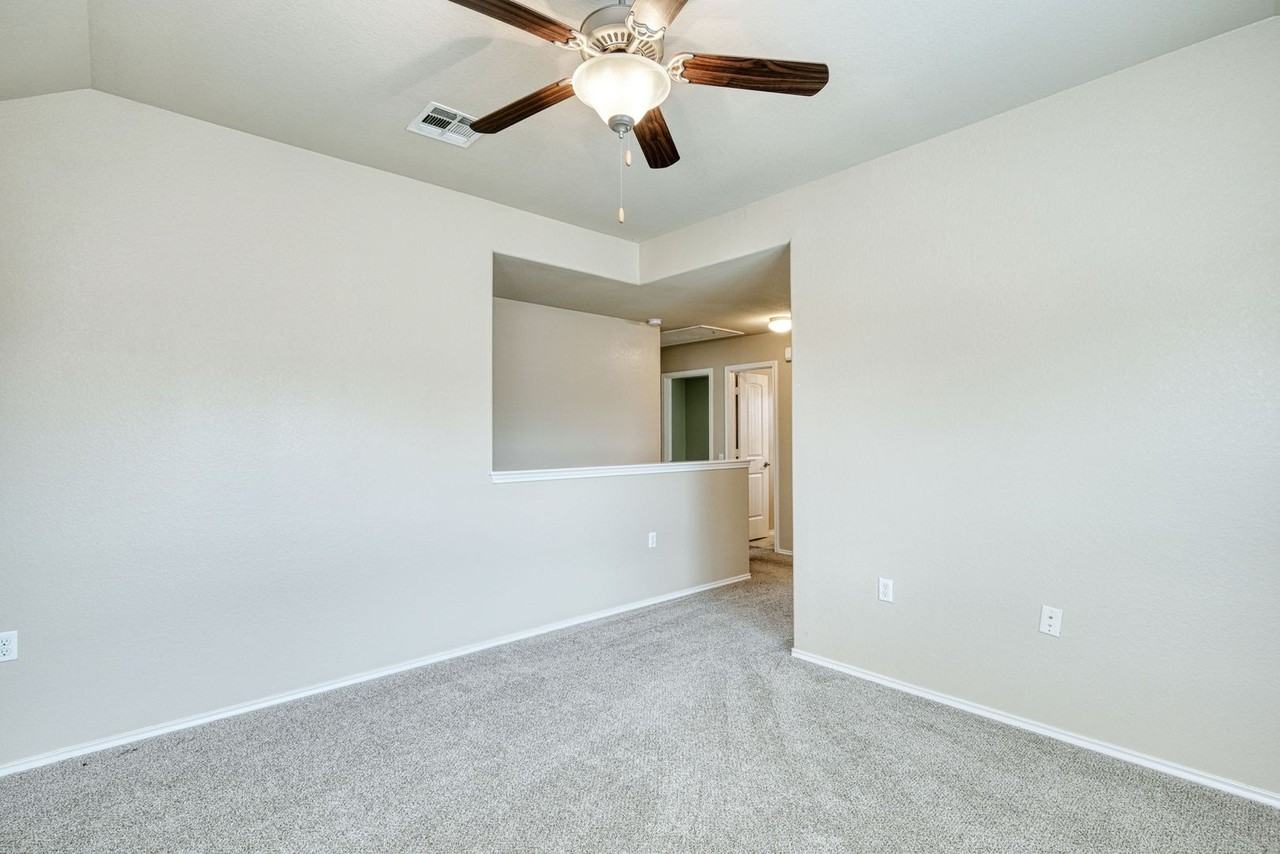 4201 Creede Dr - Photo 6 of 15