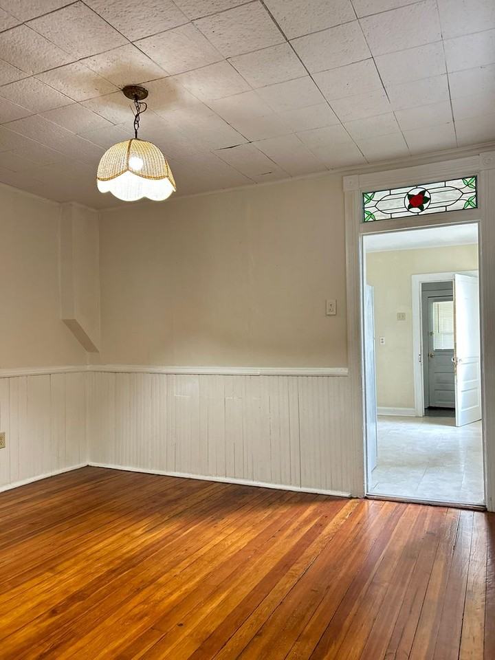 417 Clarendon Ave - Photo 5 of 21