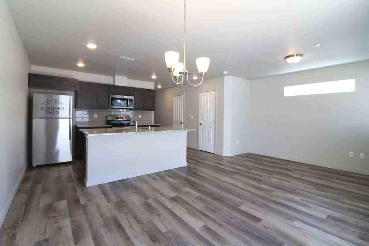 9 N Jefferson Pl #110 - Photo 5 of 14