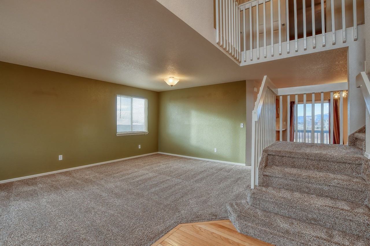 8310 Saddleman Rd - Photo 7 of 46