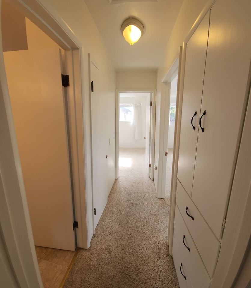 550 Piney Way - Photo 6 of 40