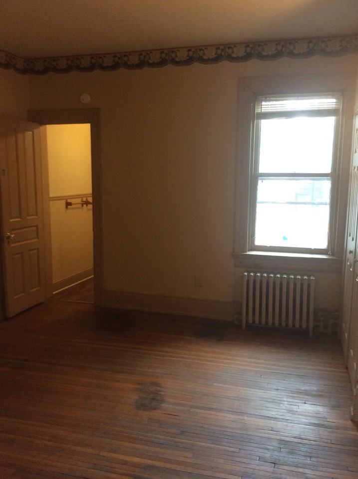 303 E King St #2 - Photo 6 of 14