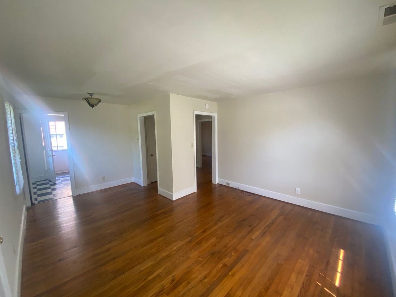 2600 Spring Garden St - Photo 2 of 7