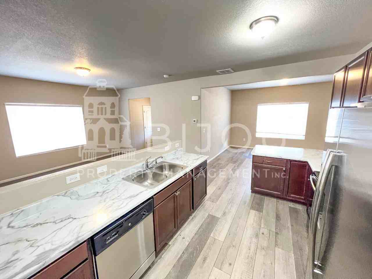 7673 Silver Larch Pt - Photo 7 of 25