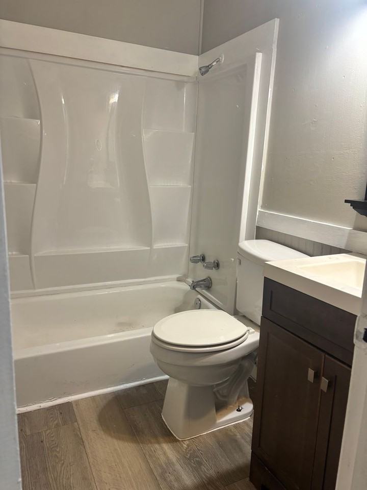 3148 Shirley Dr - Photo 6 of 8